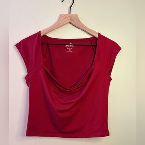 Women’s Hollister cowl-neck cap-sleeve cropped top size L